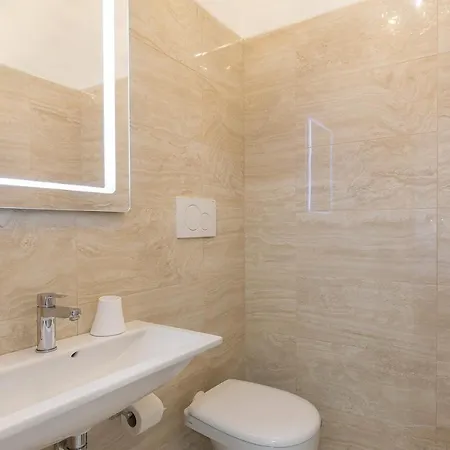 Apartment Rampolina View By Impero House Stresa